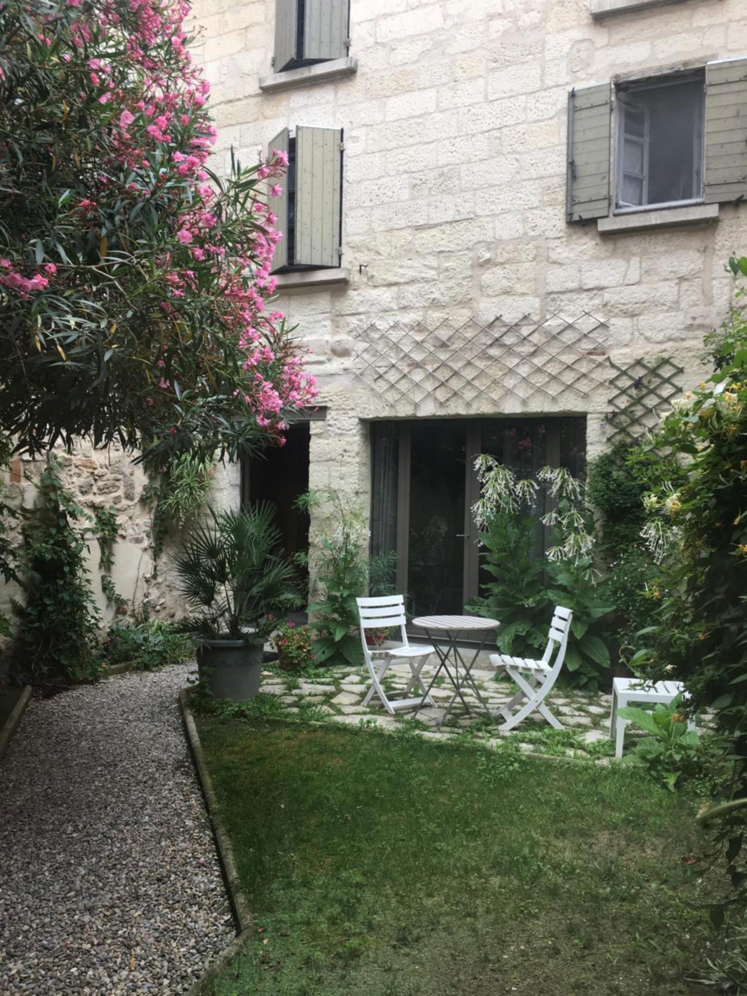 Apartment Petite Maison Sur Jardin Secret