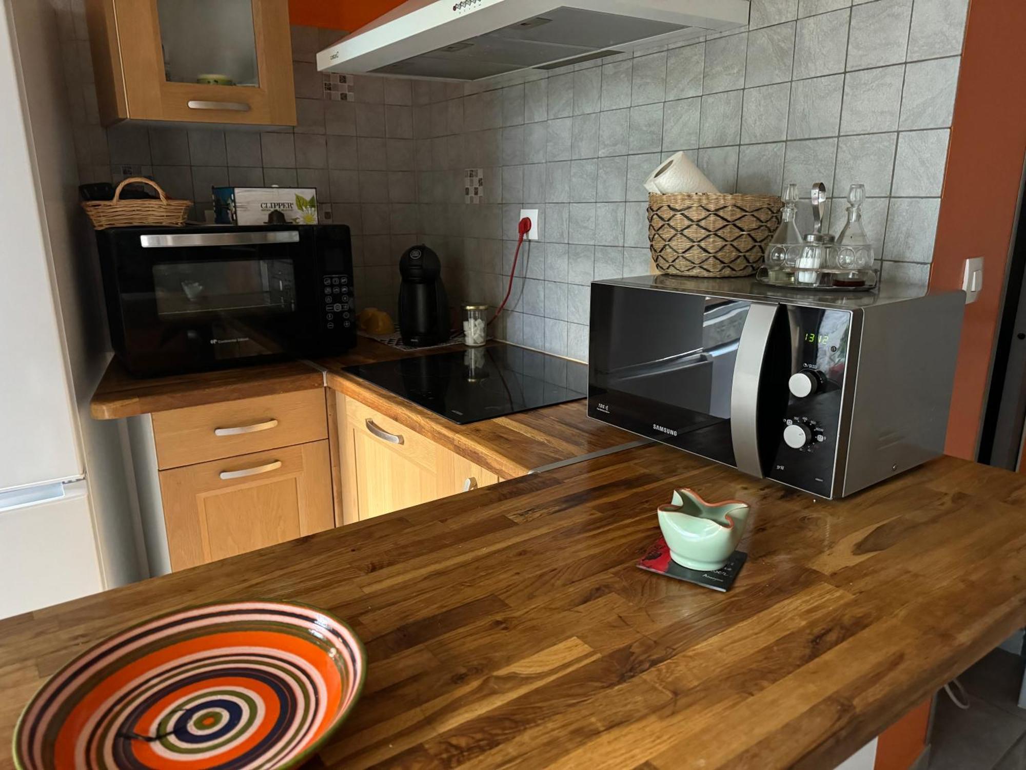 Apartment Petite Maison Sur Jardin Secret *
